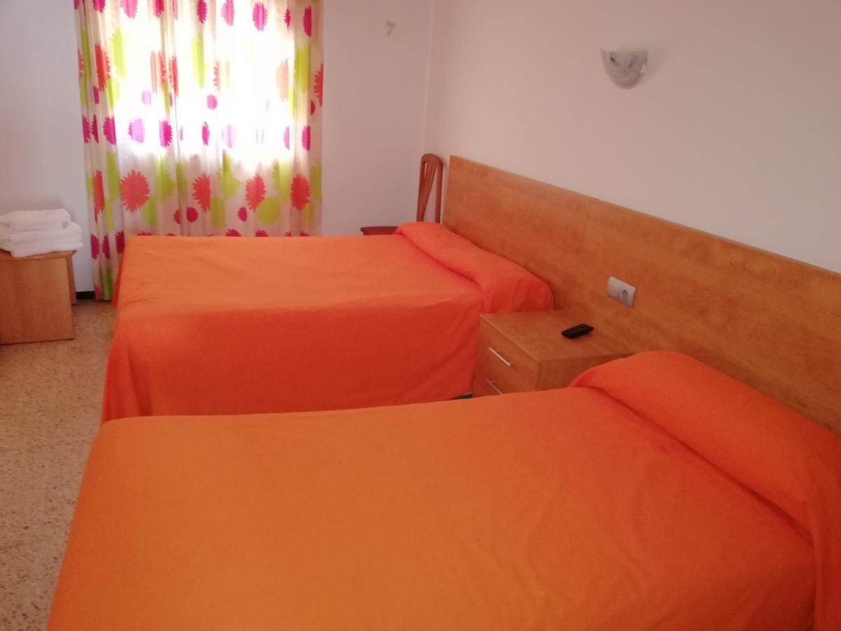 Hostal Santa Clara Л'Эстартит Экстерьер фото